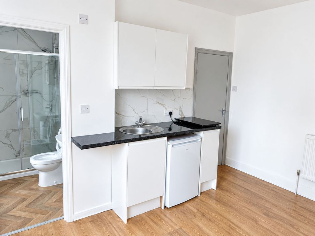 Property photo 3 of 3