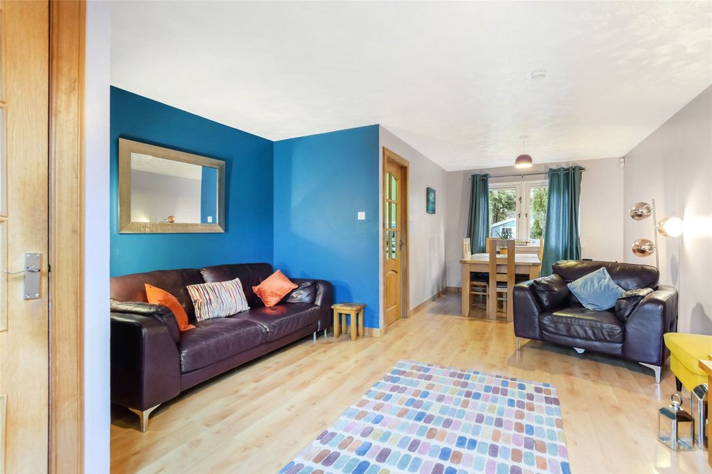 Property photo 2 of 21 Picture No. 05