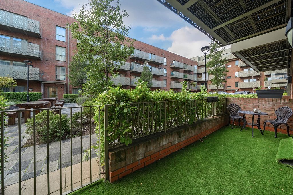 Property photo 2 of 19 Balcony