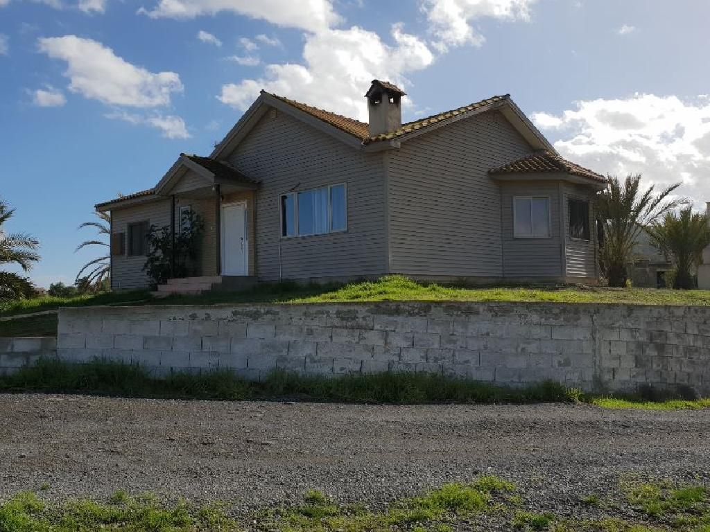 Property photo 1 of 5