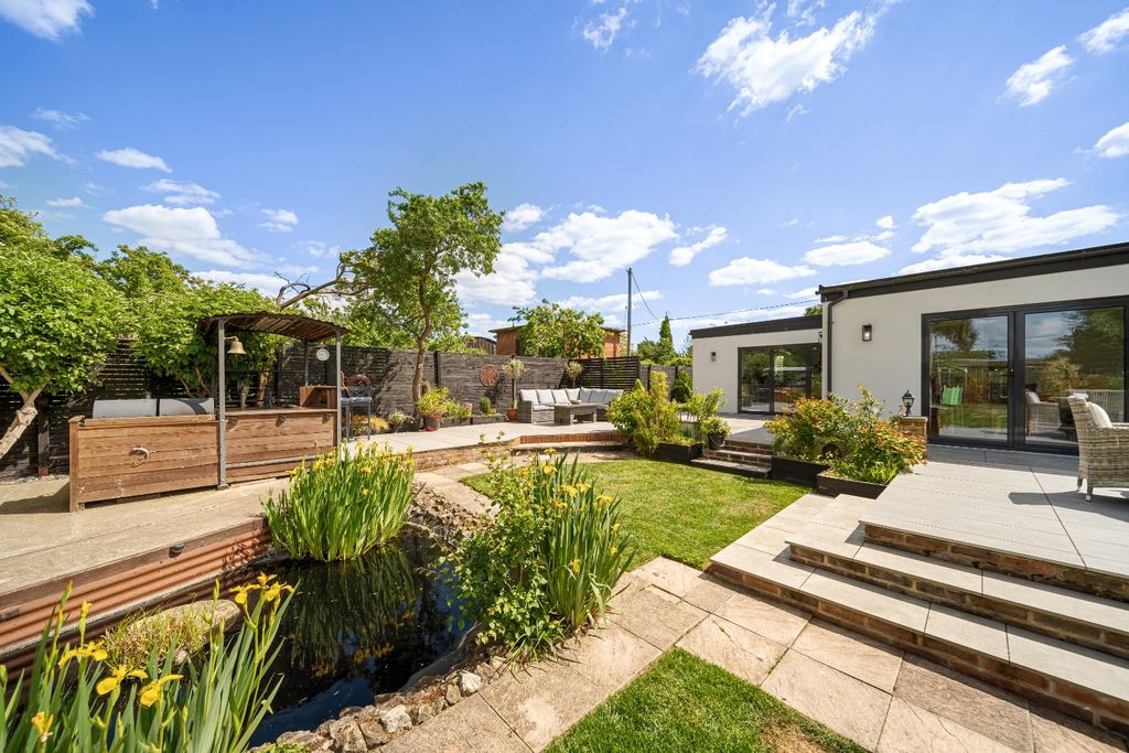 Property photo 3 of 34 5065883