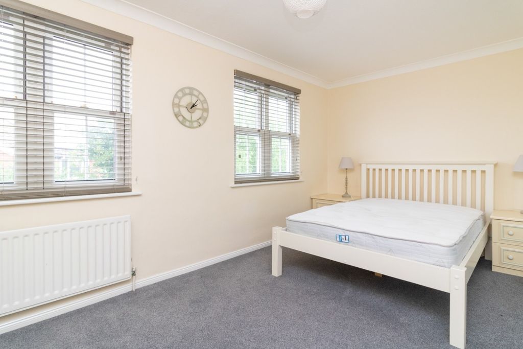 Property photo 3 of 13 1061466