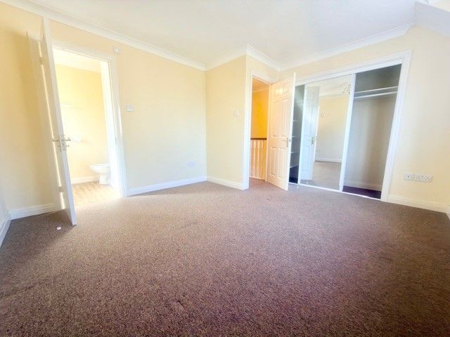 Property photo 3 of 8 Bedroom 1