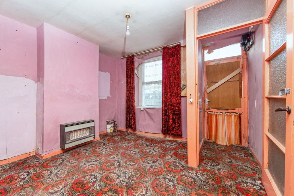 Property photo 3 of 10 Image 3