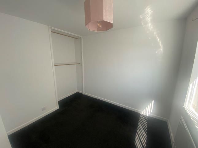 Property photo 2 of 12 28 Essex Gardens Bedroom2.Jpg