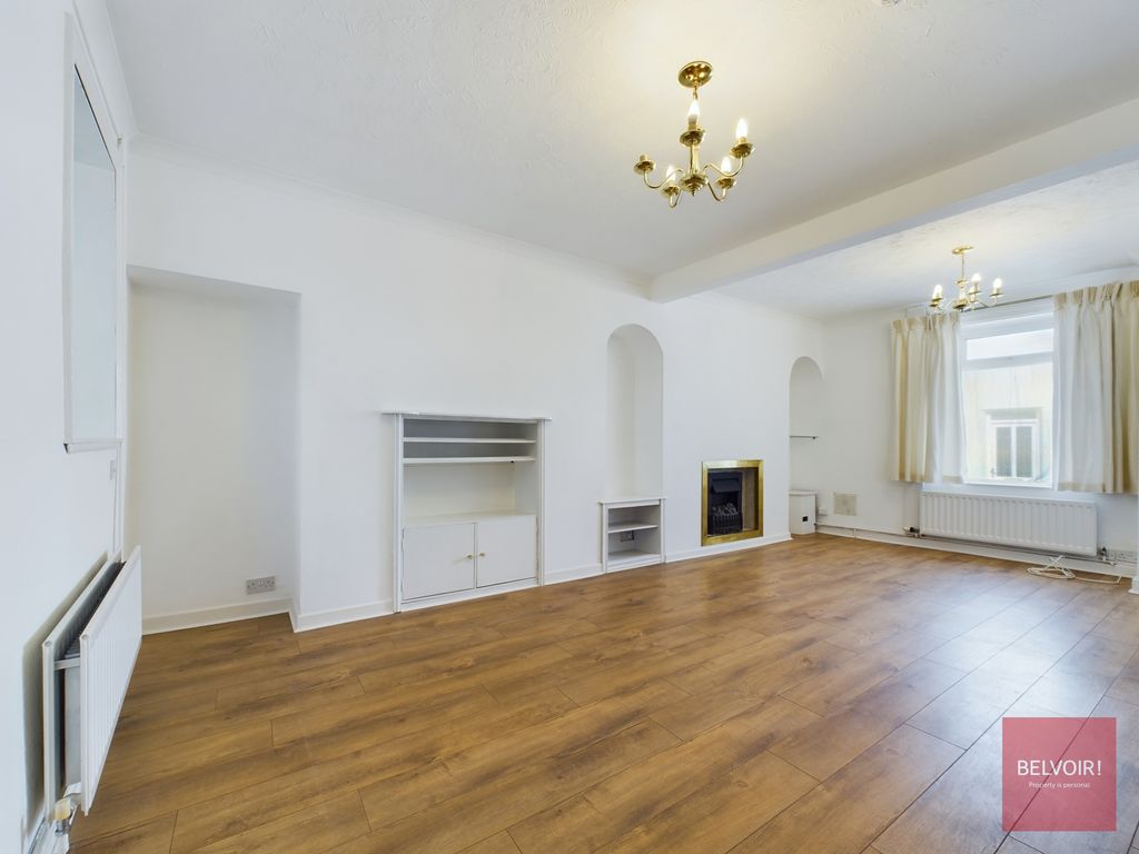 Property photo 3 of 23