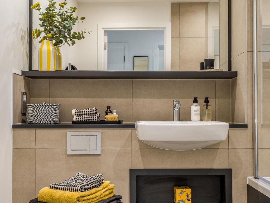 Property photo 2 of 13 Dagenham Green Show Apartment 16