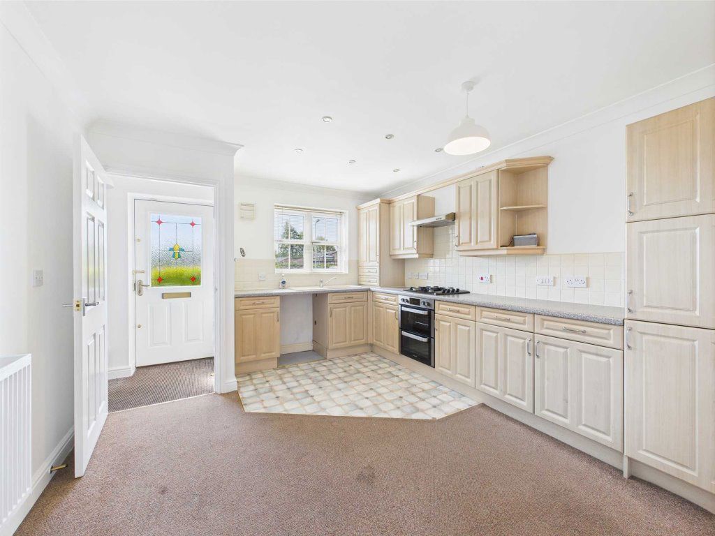 Property photo 2 of 9