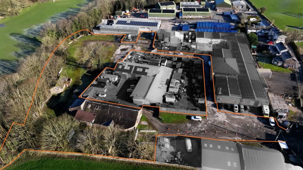 Property photo 1 of 14 Photo 10