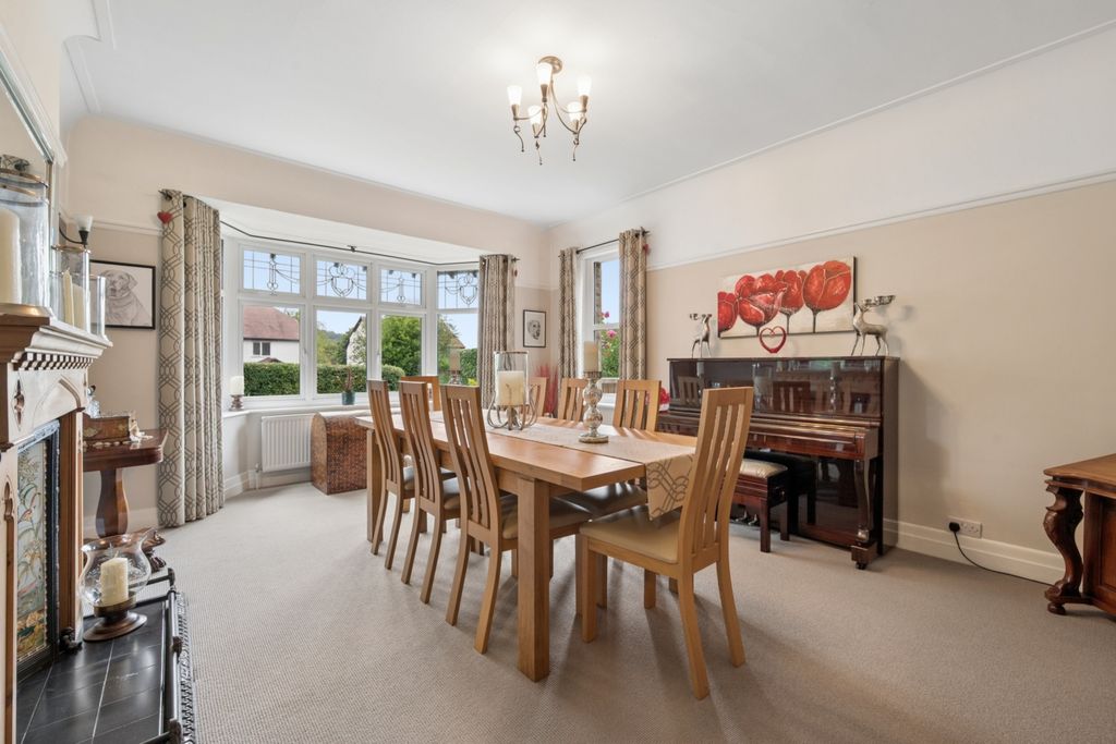 Property photo 3 of 32 Dining Room