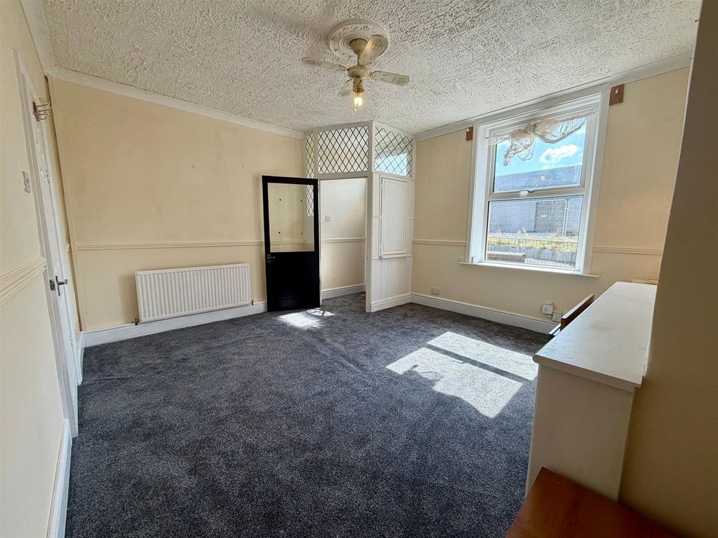 Property photo 3 of 9 Whatsapp Image 2026-09-02 At 12.46.35.Jpeg