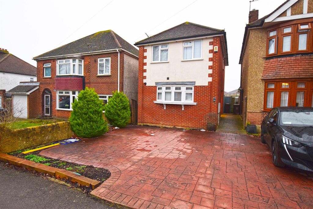 Property photo 1 of 15