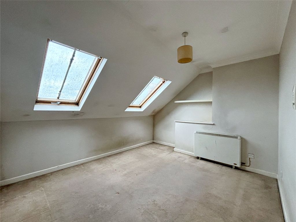Property photo 2 of 12 Picture No. 03