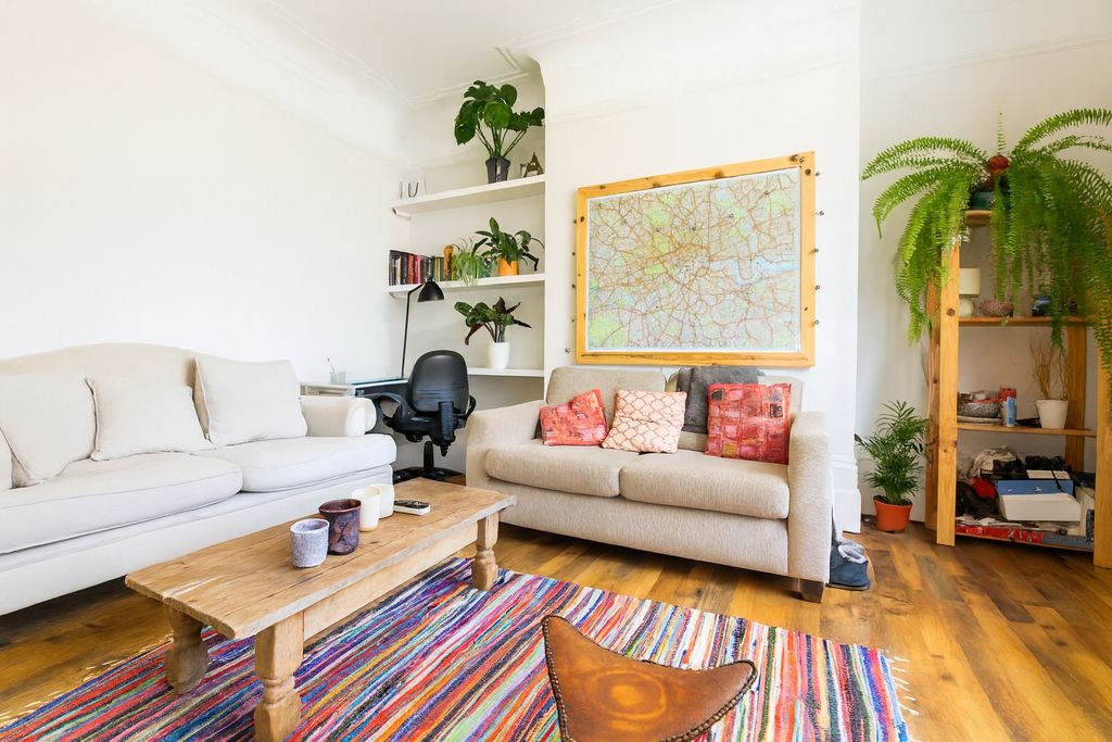 Property photo 1 of 10 Reception