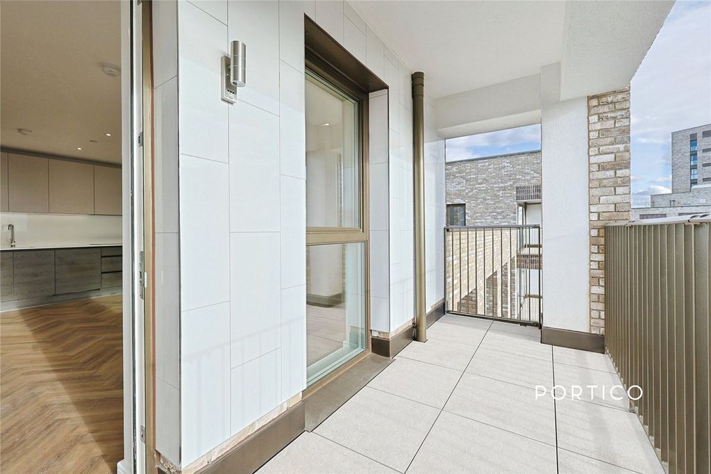 Property photo 1 of 12 Picture No. 18