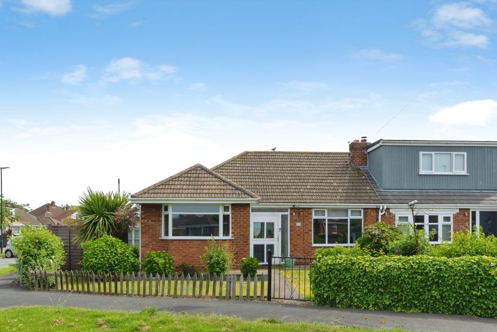 Property photo 2 of 19