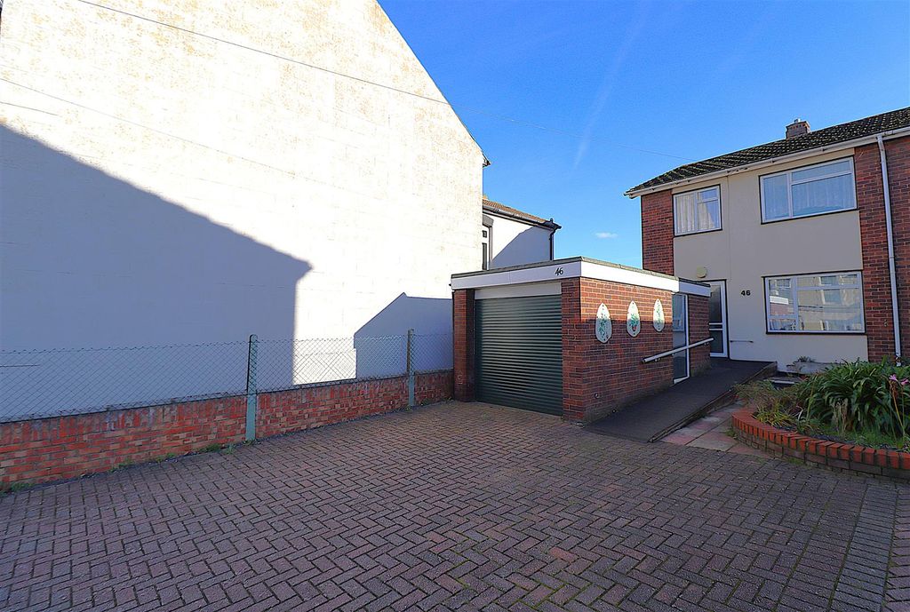 Property photo 1 of 9 Img_6598.Jpg