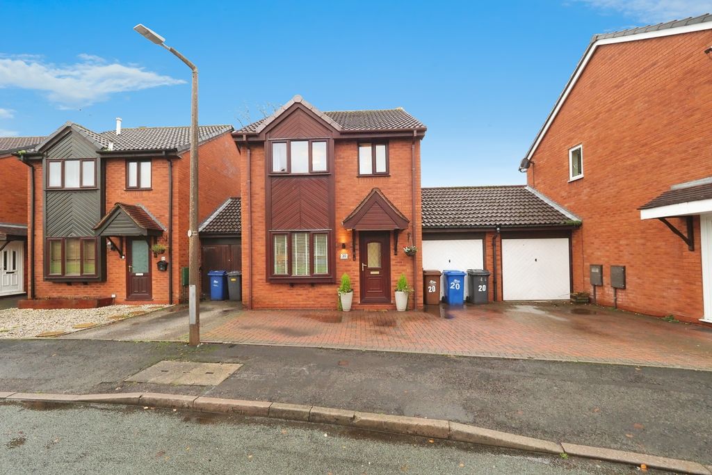 Property photo 1 of 16 Front