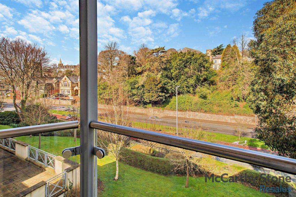 Property photo 2 of 18 Balcony