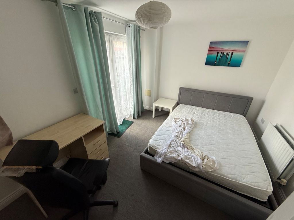 Property photo 3 of 8 Picture No. 02