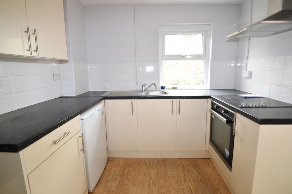 Property photo 3 of 8 Dsc_1829