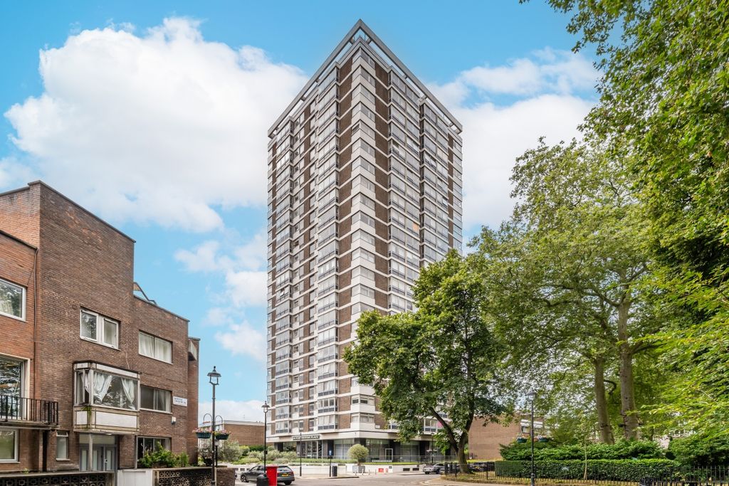 Property photo 2 of 9 66-25-Porchester-...