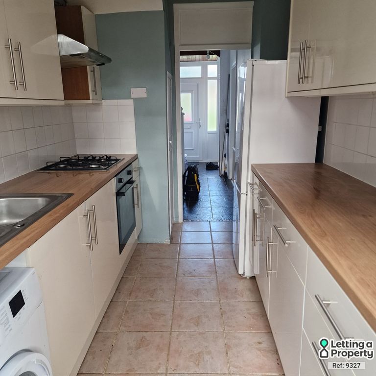 Property photo 3 of 24