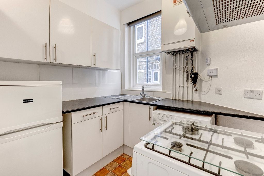 Property photo 2 of 6 Picture No. 04