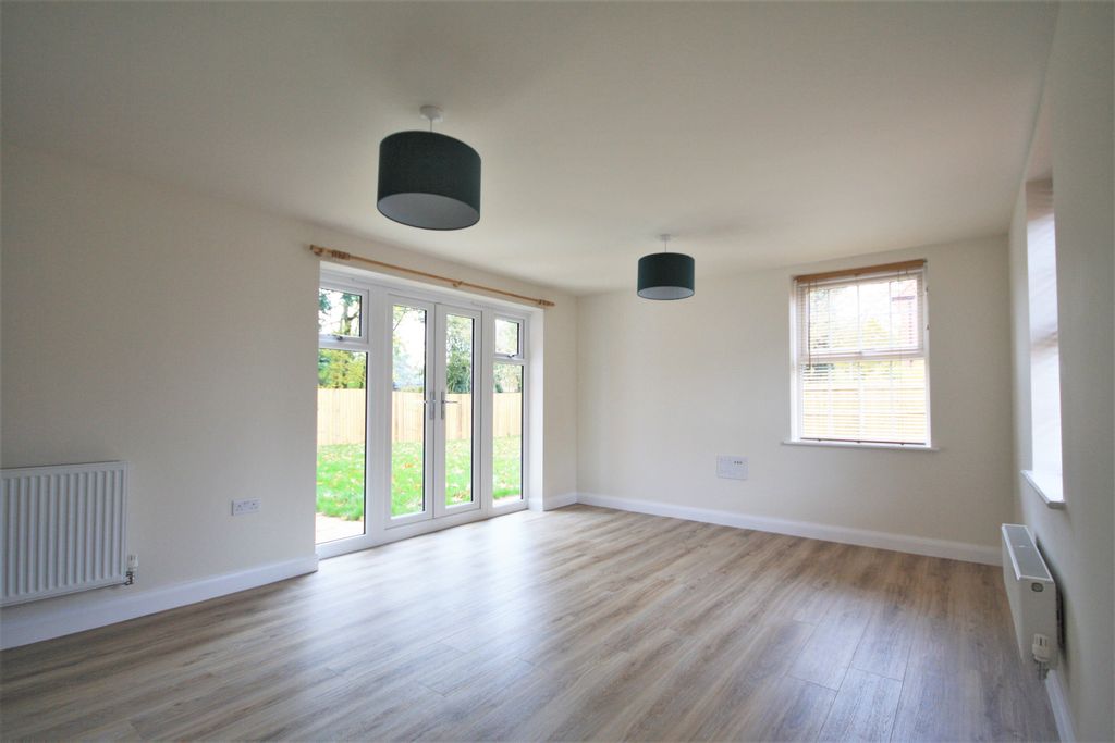 Property photo 3 of 15 Img_9621