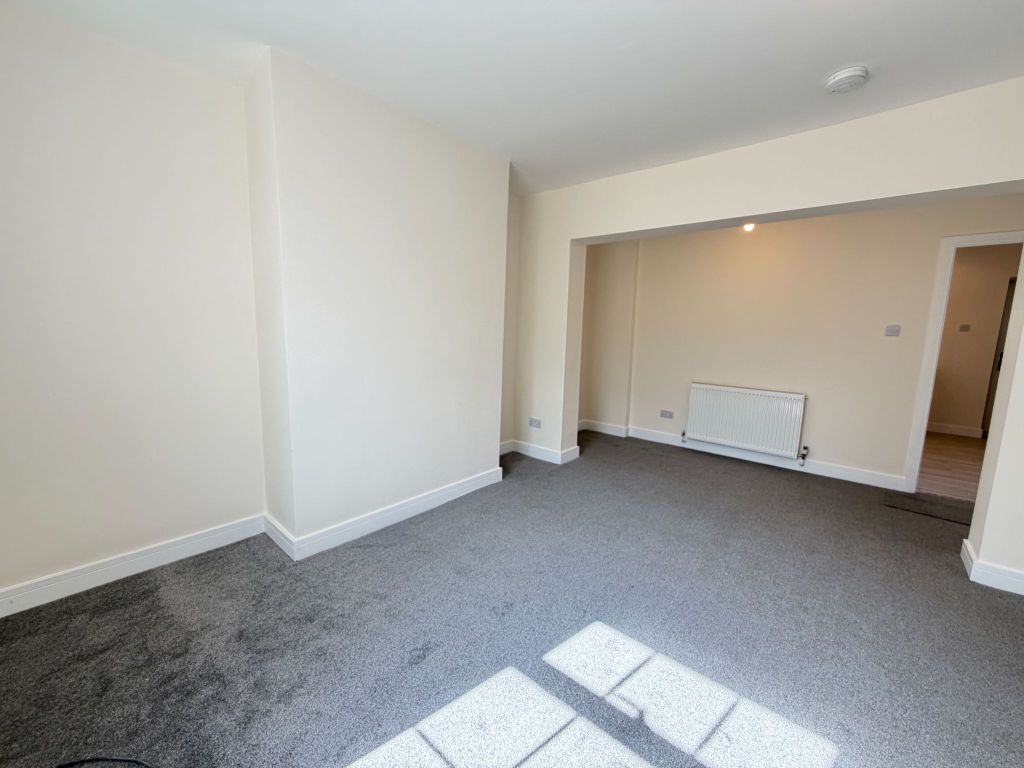 Property photo 2 of 13 Photograph 2