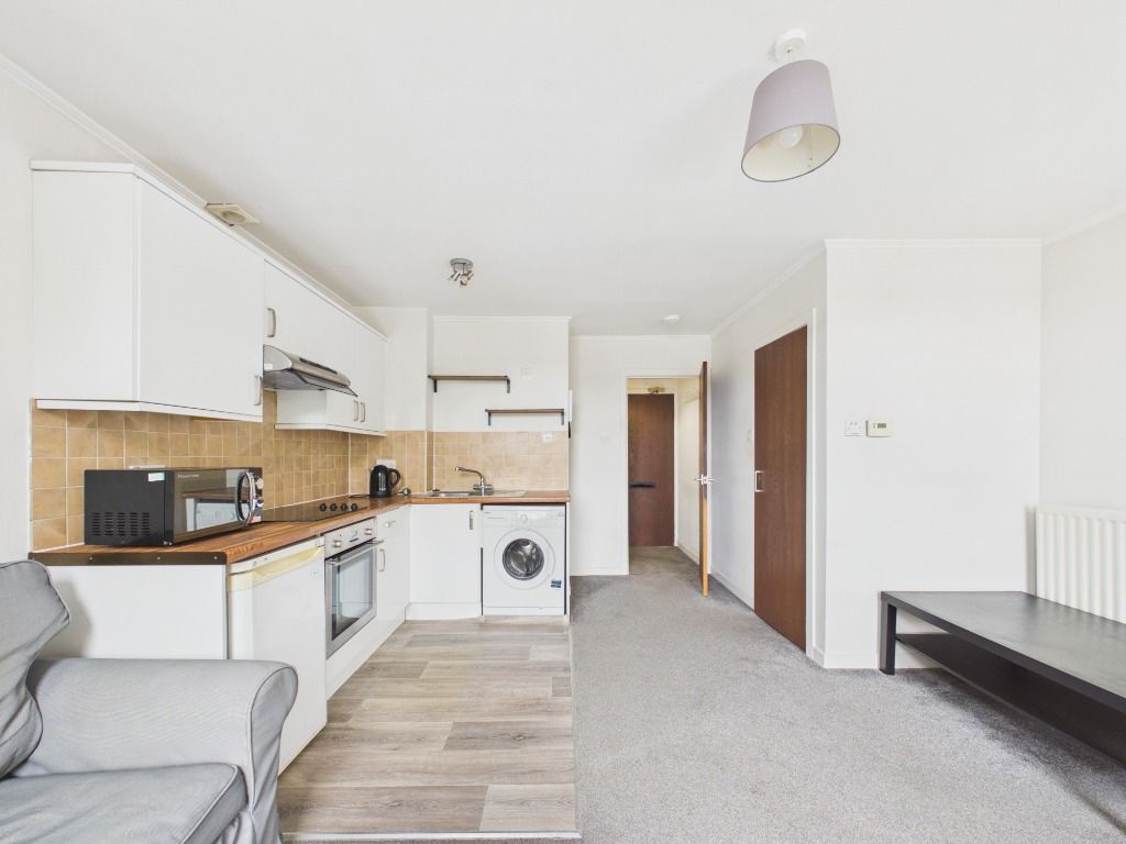 Property photo 3 of 7