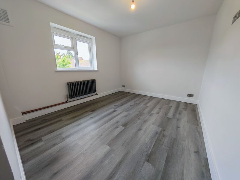 2 bed flat for saleWilsmere Drive, Northolt UB5 photo 4