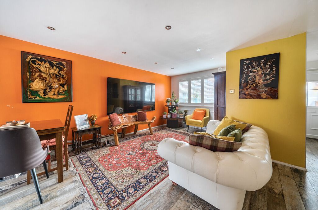 Property photo 2 of 18 Picture No. 10