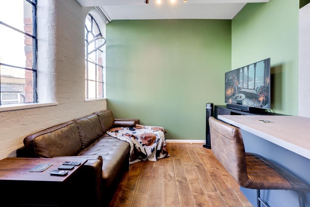 Property photo 2 of 15 18 Green Lane, Kettering-4.Jpg