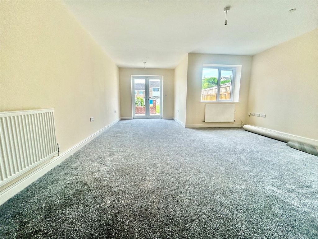 Property photo 3 of 17 Picture No. 12