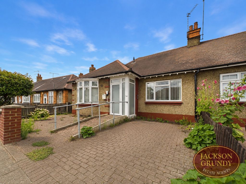 Property photo 1 of 12 Bush Hill