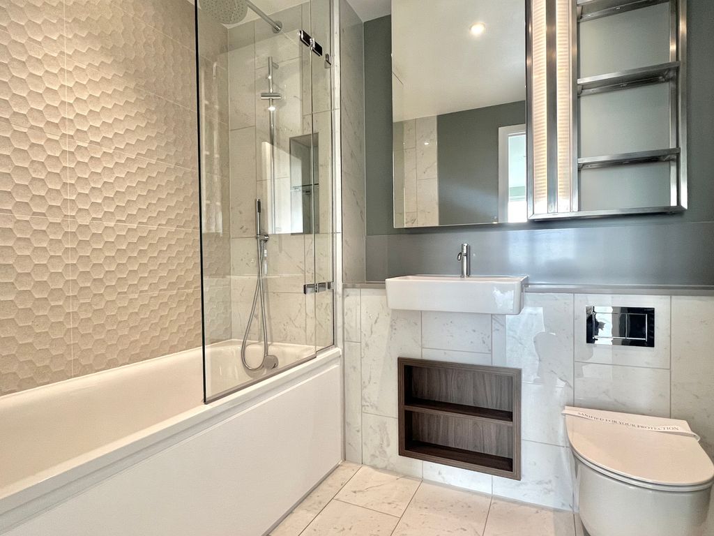 Property photo 1 of 28