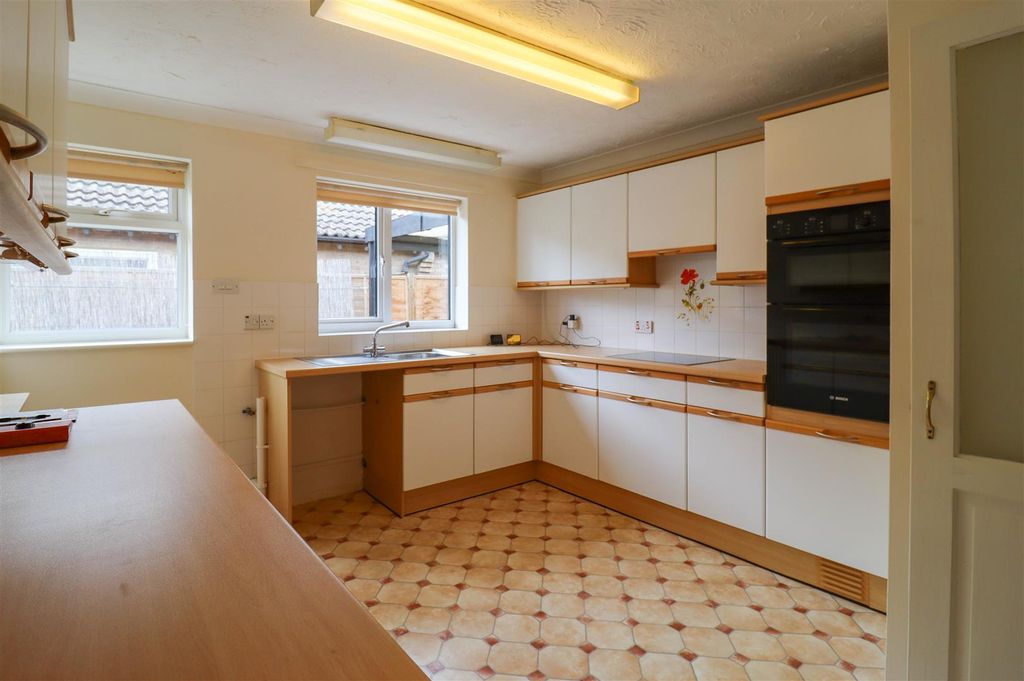 Property photo 3 of 15 Img_0024-1.Jpg