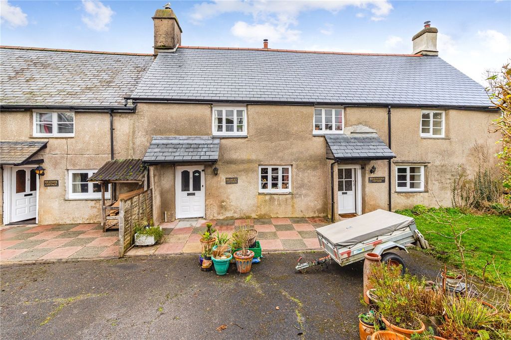 Property photo 1 of 15 Bramley