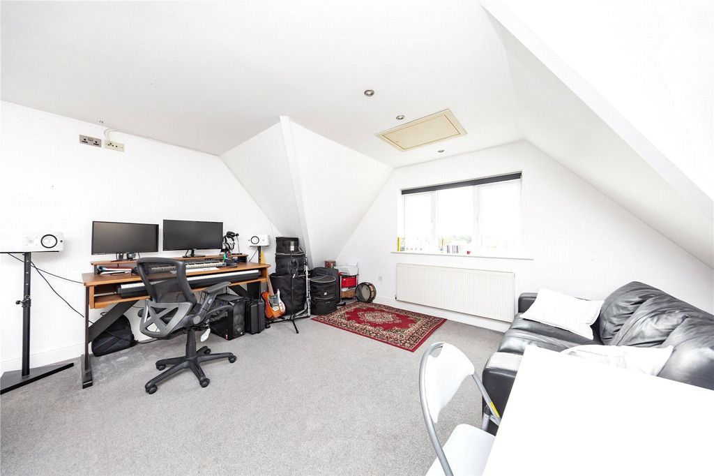 Property photo 2 of 10 Picture No. 03