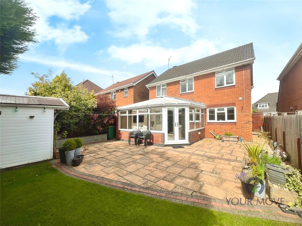 Property photo 2 of 19 Garden