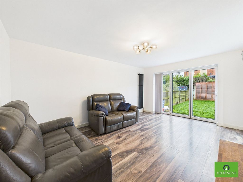 Property photo 2 of 10 Living Room