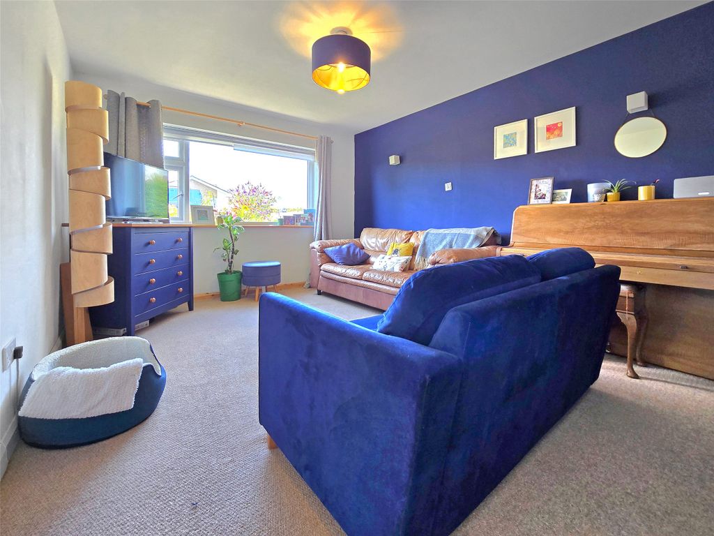 Property photo 2 of 16 2 - Picture No. 03