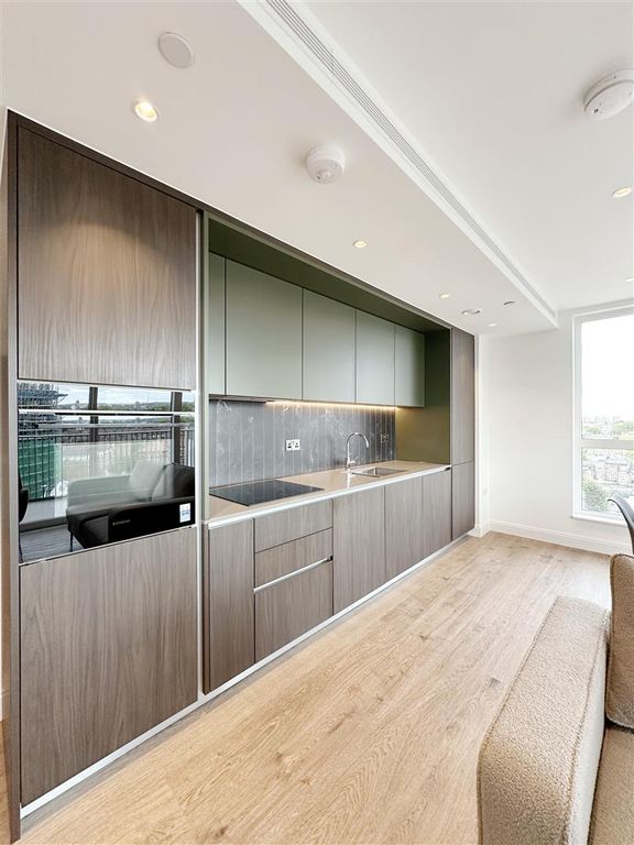 Property photo 3 of 28