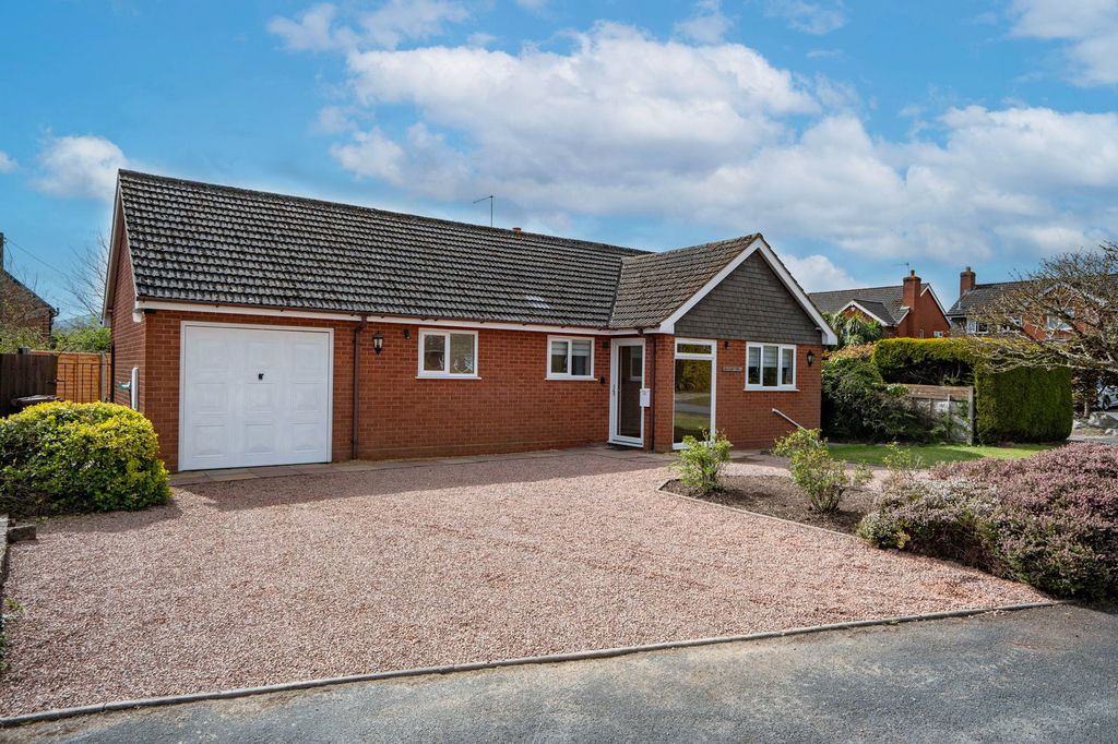 Property photo 1 of 24