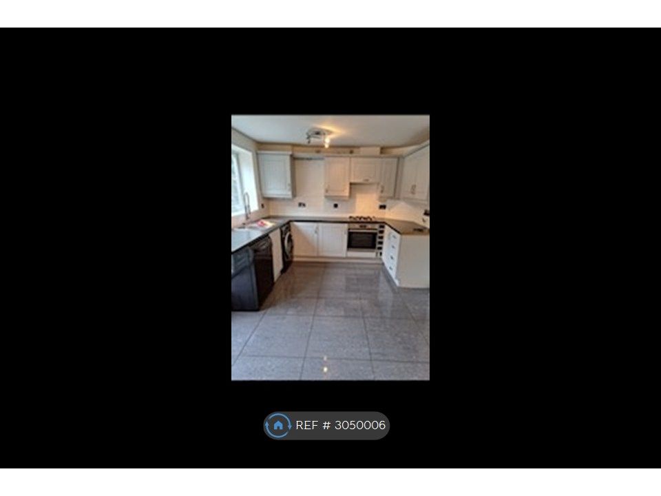 Property photo 3 of 5 Kitchen