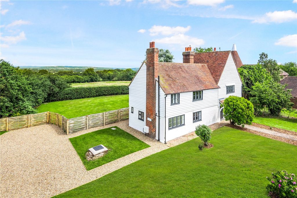 Property photo 1 of 10 Front Elevation