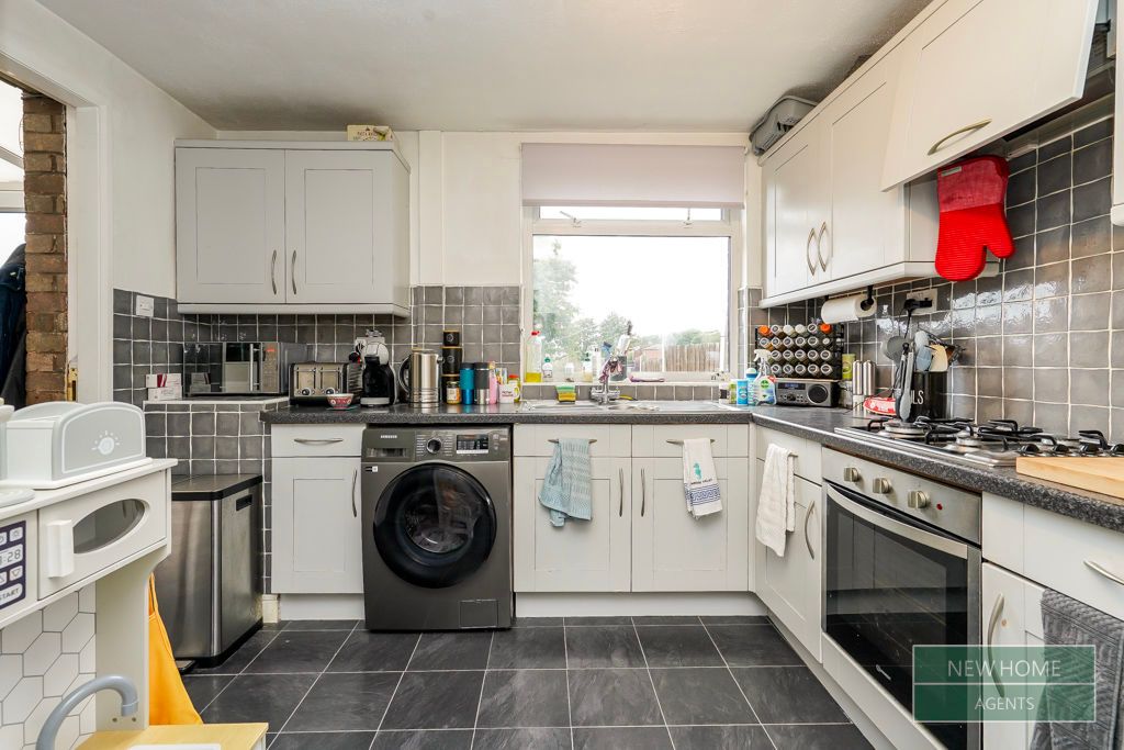 Property photo 3 of 14 Photo 9