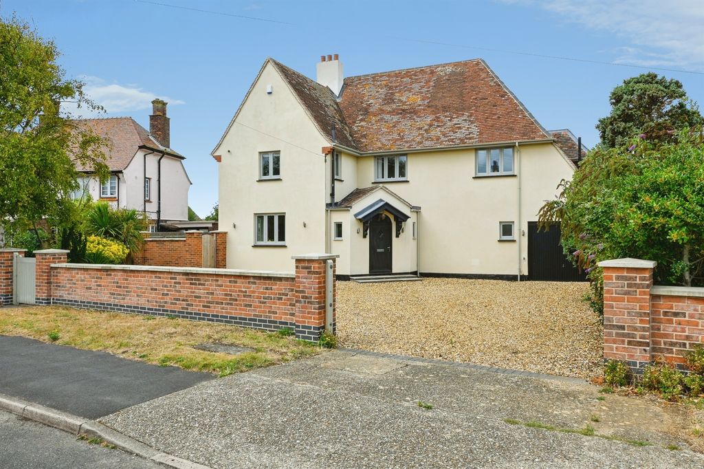 Property photo 1 of 22