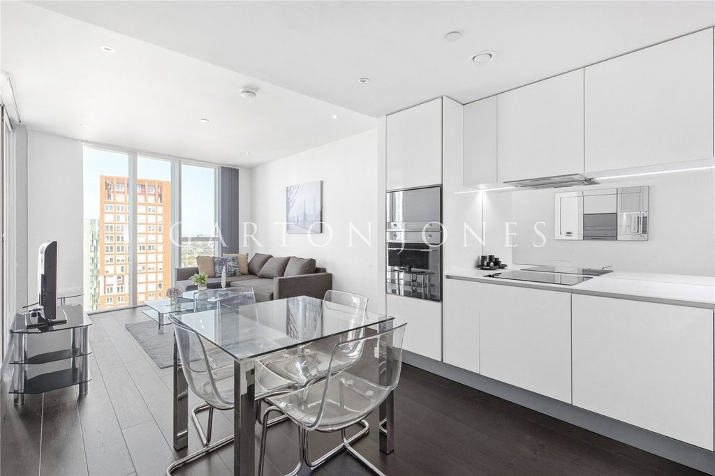 Property photo 3 of 28 Kitchen - Dining